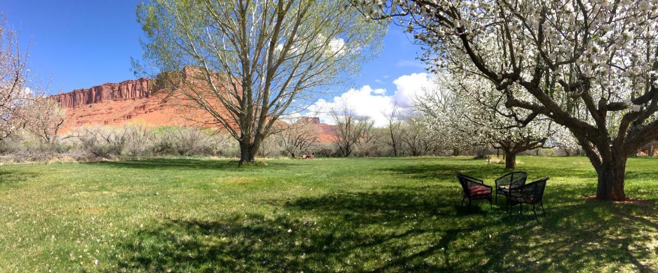 Castle Valley Inn Moab Buitenkant foto
